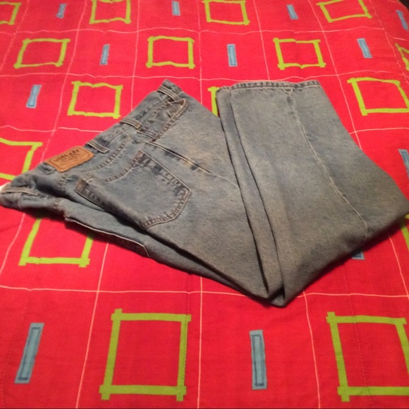 Good men’s Levi Signature 36” by 28” faded jeans